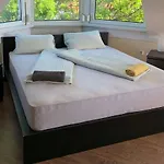 Szent Kristof Panzio 3* فونيارتْسفاشغ